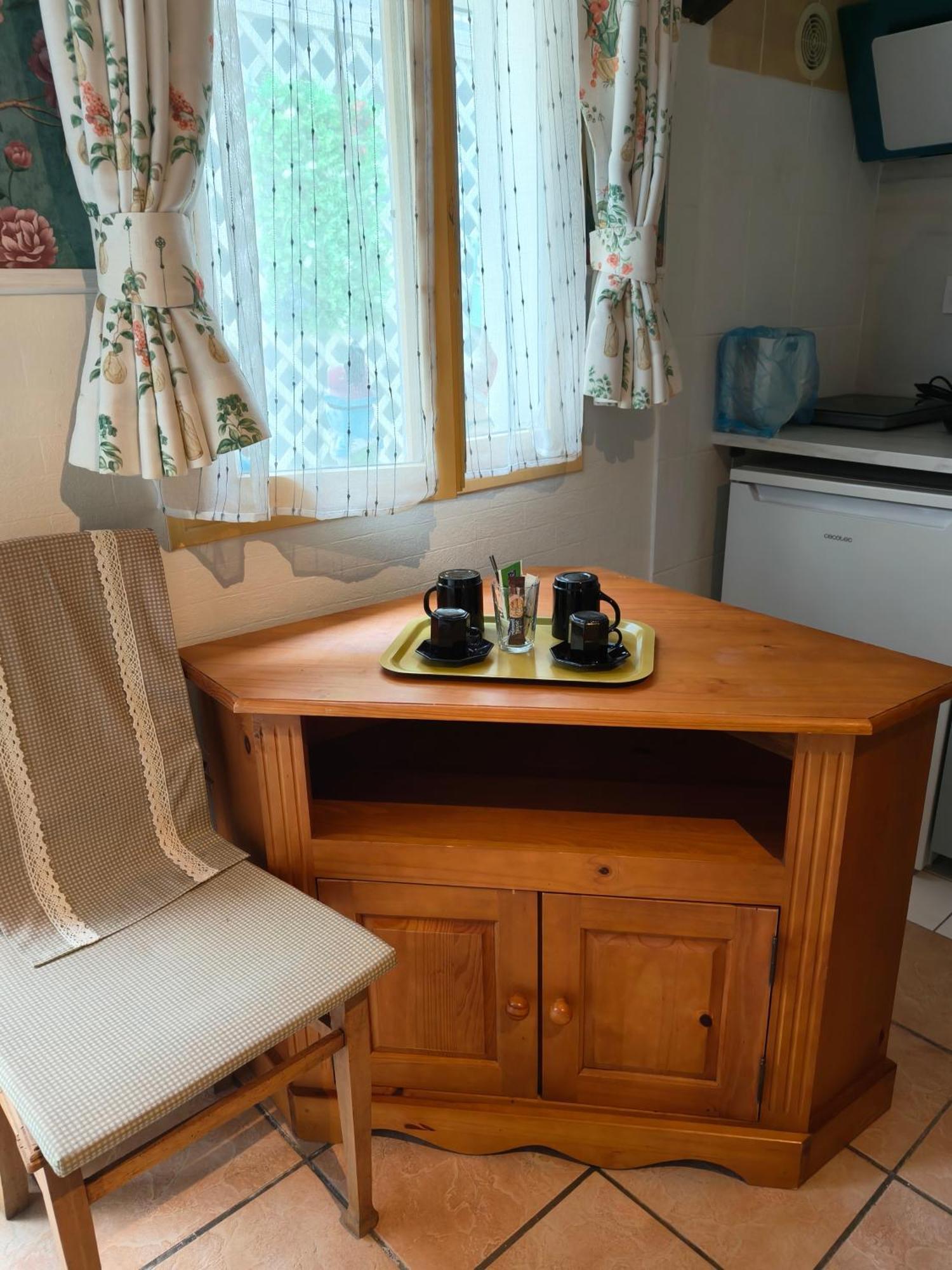 Bed and Breakfast Le Coin Des Artistes Giverny Habitación foto